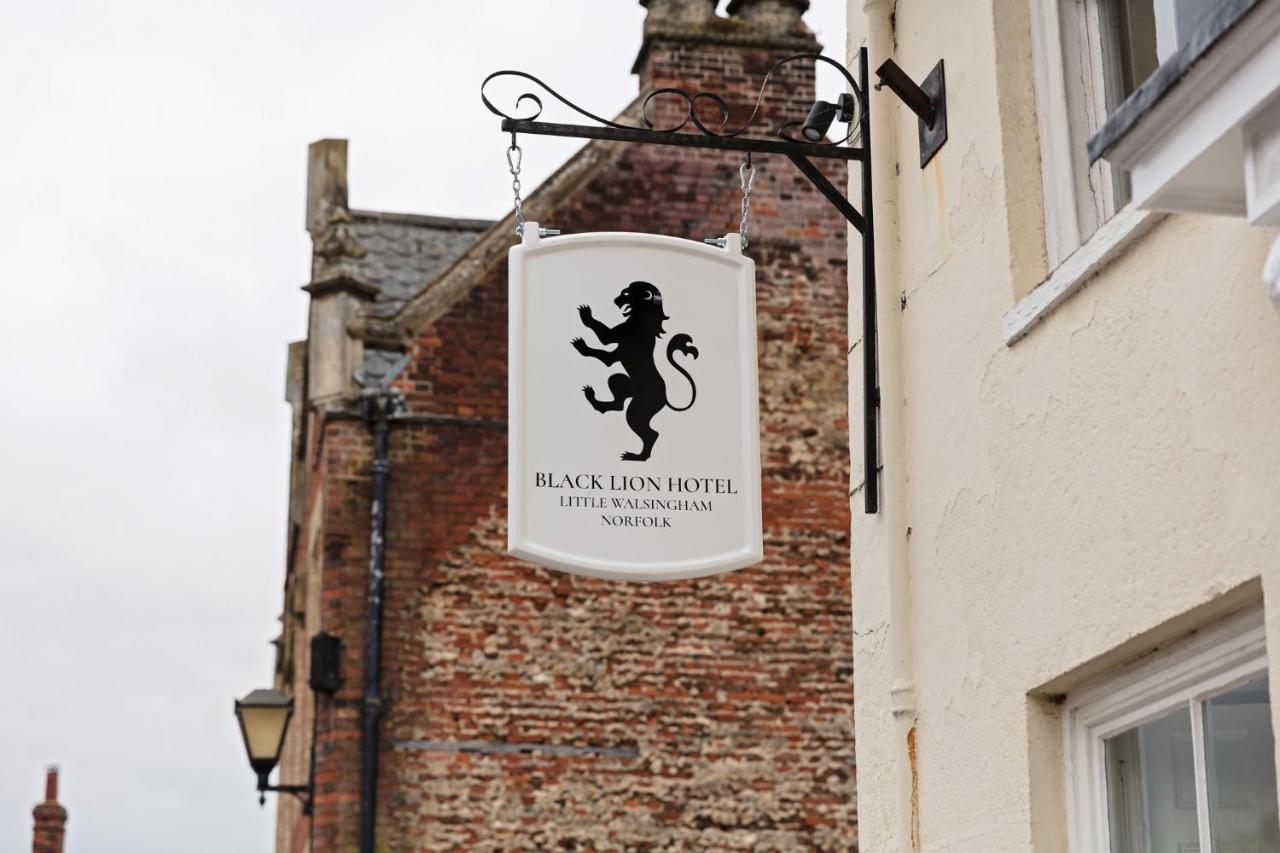 The Black Lion Hotel Little Walsingham Eksteriør billede